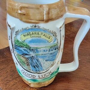 Vintage Niagara Falls horse/horseshoe mini souvenir mug.